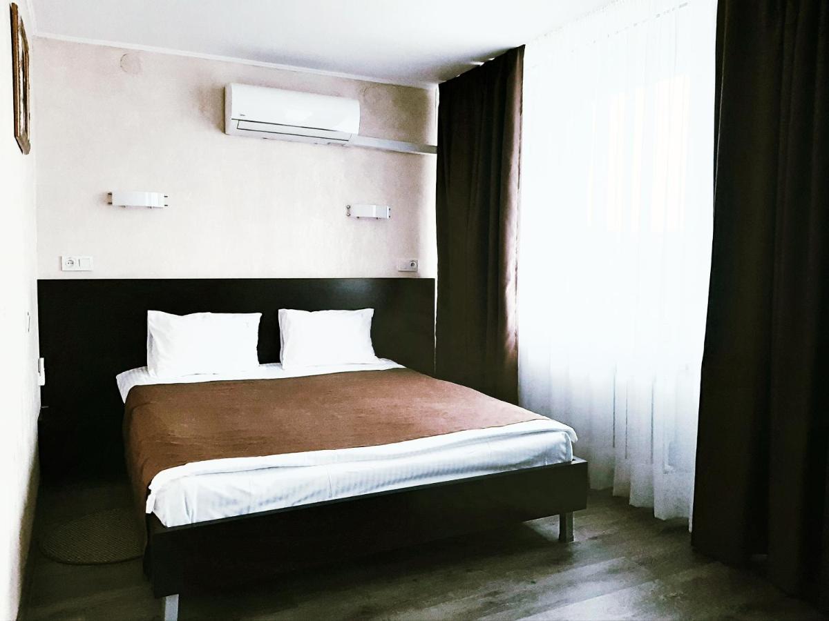 Tourist Hotel Kharkiv Exterior photo
