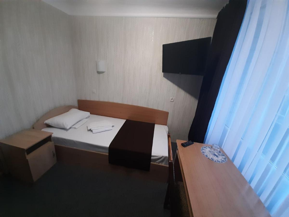 Tourist Hotel Kharkiv Exterior photo